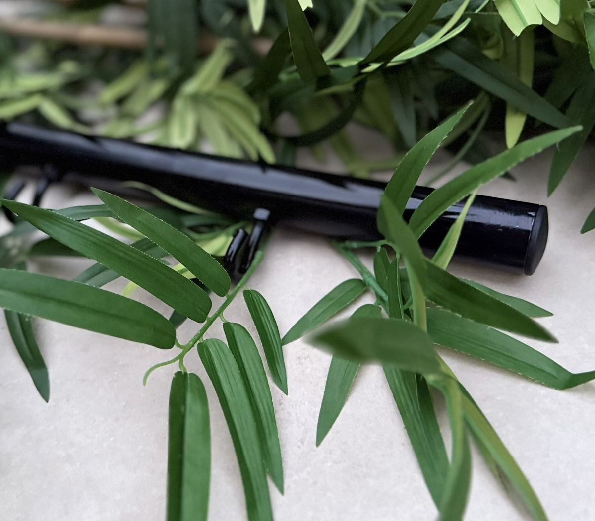 A close-up shot of the manufactured Gong Bar finish